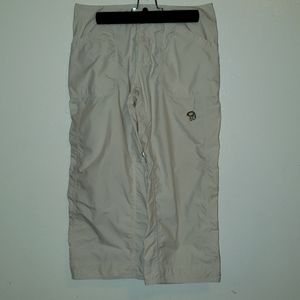 Mountain Hardware cropped pants